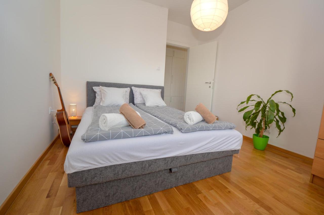 Shine24 - Spacious And Bright Apartment - New Novi Sad Dış mekan fotoğraf